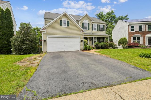 21745 REGENTS PARK CIR, Sterling, VA 20166