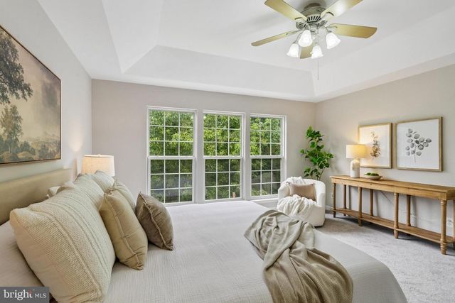 21745 REGENTS PARK CIR, Sterling, VA 20166
