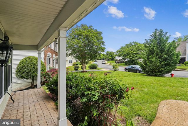 21745 REGENTS PARK CIR, Sterling, VA 20166