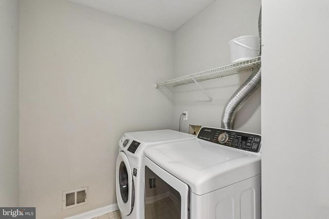 21745 REGENTS PARK CIR, Sterling, VA 20166