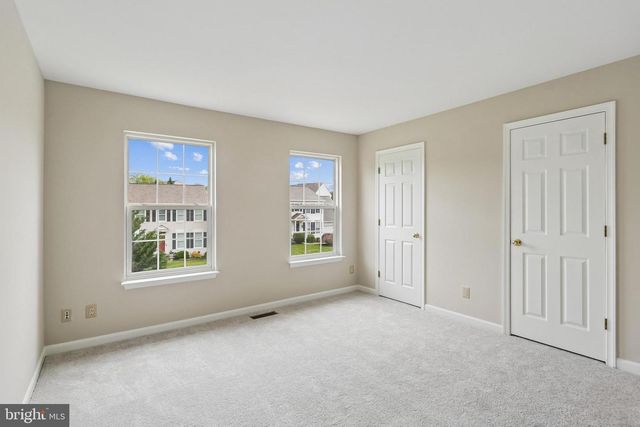 21745 REGENTS PARK CIR, Sterling, VA 20166