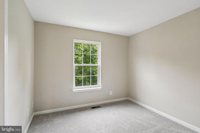 21745 REGENTS PARK CIR, Sterling, VA 20166