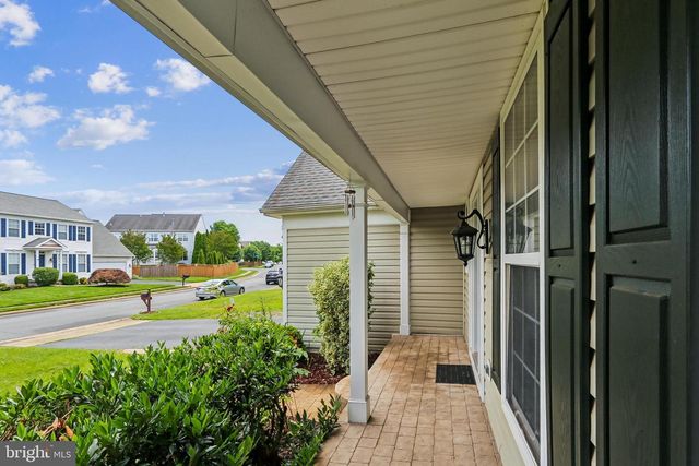 21745 REGENTS PARK CIR, Sterling, VA 20166