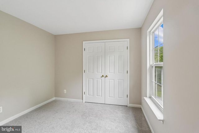 21745 REGENTS PARK CIR, Sterling, VA 20166