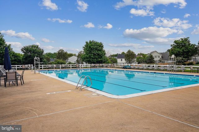 21745 REGENTS PARK CIR, Sterling, VA 20166
