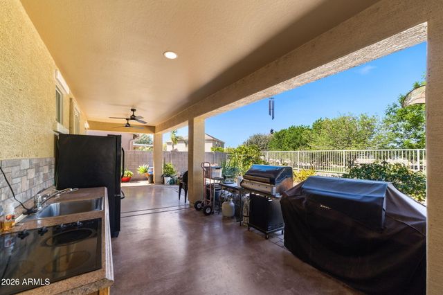 2482 W ARROYO Way, San Tan Valley, AZ 85144