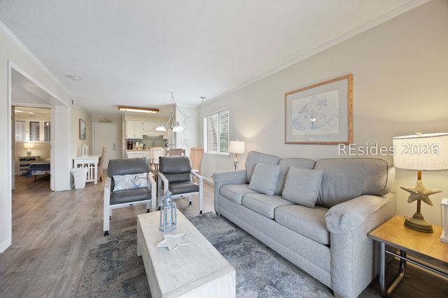 40 Folly Field Rd Apt E24, Hilton Head Island, SC 29928
