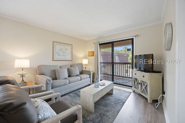 40 Folly Field Rd Apt E24, Hilton Head Island, SC 29928