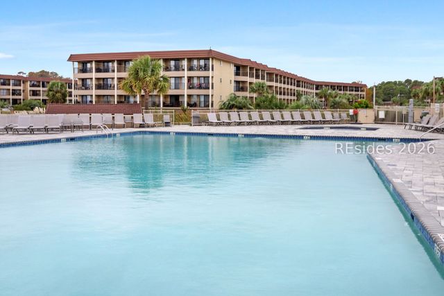 40 Folly Field Rd Apt E24, Hilton Head Island, SC 29928