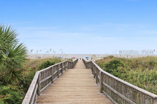 40 Folly Field Rd Apt E24, Hilton Head Island, SC 29928