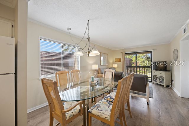 40 Folly Field Rd Apt E24, Hilton Head Island, SC 29928