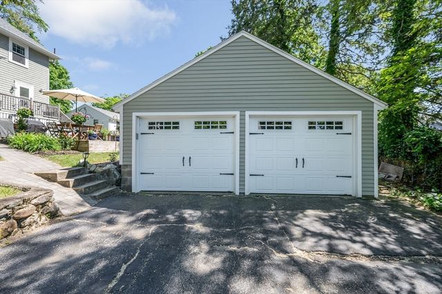 18 Wells Road, Reading, MA 01867