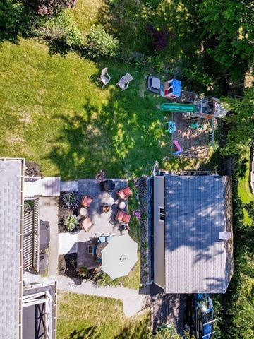 18 Wells Road, Reading, MA 01867