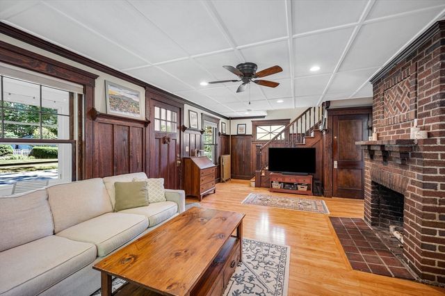 18 Wells Road, Reading, MA 01867