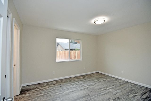 2065 Cody Ct, Turlock, CA 95380