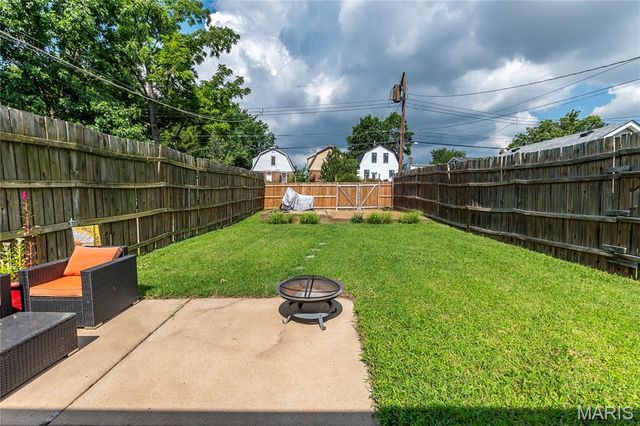 5351 Alfred Avenue, St Louis, MO 63116