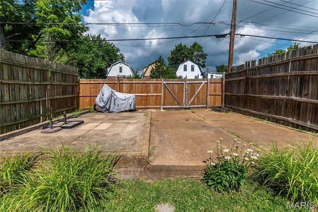 5351 Alfred Avenue, St Louis, MO 63116
