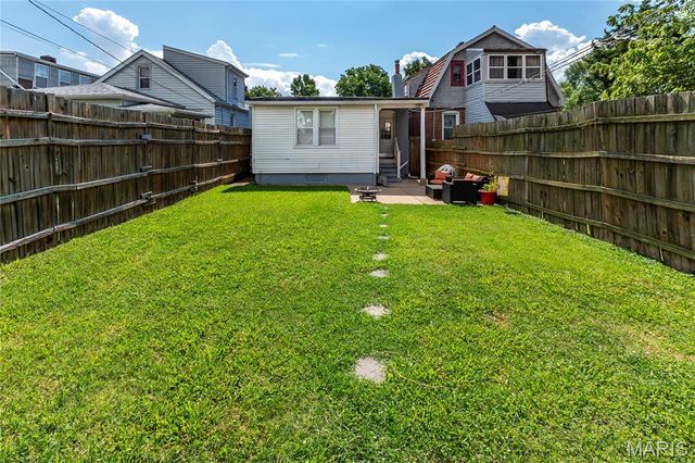 5351 Alfred Avenue, St Louis, MO 63116