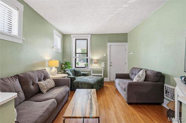 5351 Alfred Avenue, St Louis, MO 63116