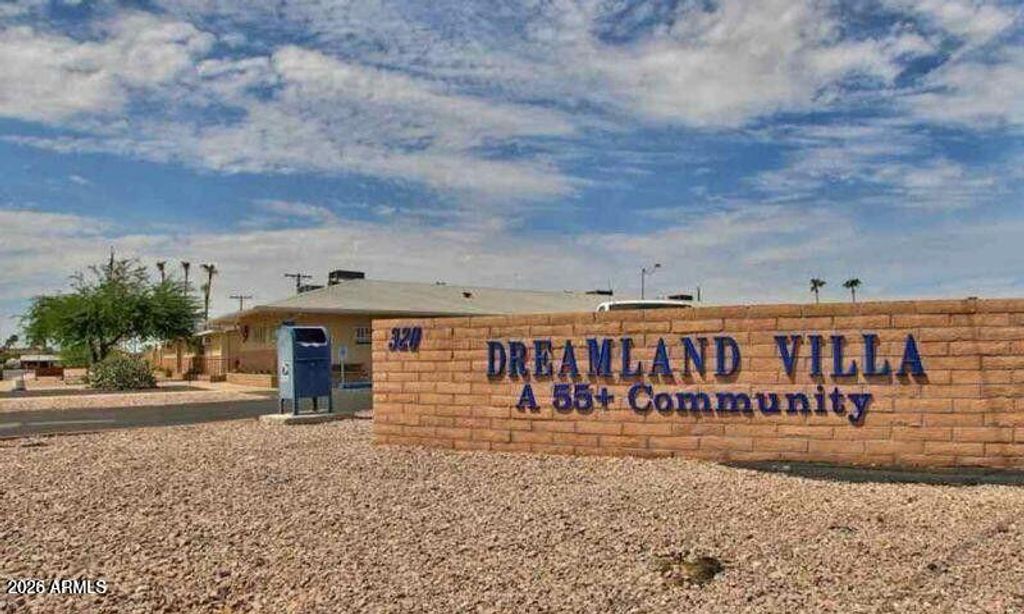 Image 12 of property listing at 6218 E DODGE Street, Mesa, AZ 85205