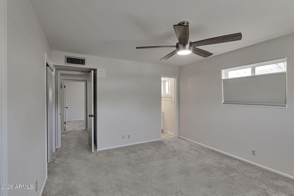 Image 8 of property listing at 6218 E DODGE Street, Mesa, AZ 85205