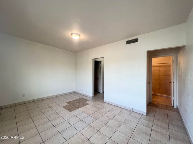 1229 W PIERCE Street 2, Phoenix, AZ 85007