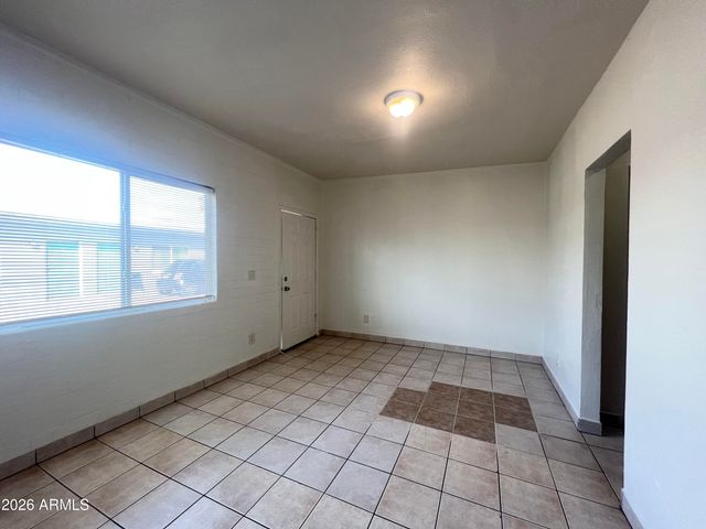 1229 W PIERCE Street 2, Phoenix, AZ 85007