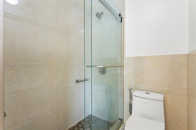 13745 SW 84th St A, Miami, FL 33183