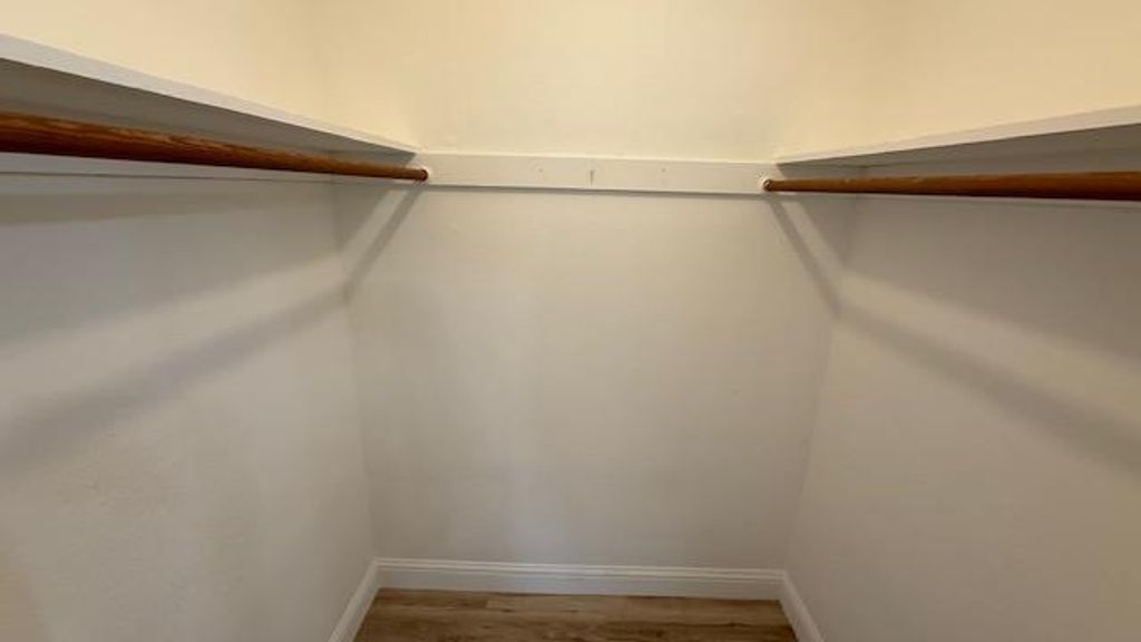 Image 10 of property listing at 4517 N Sharon Avenue # 101, Fresno, CA 93726