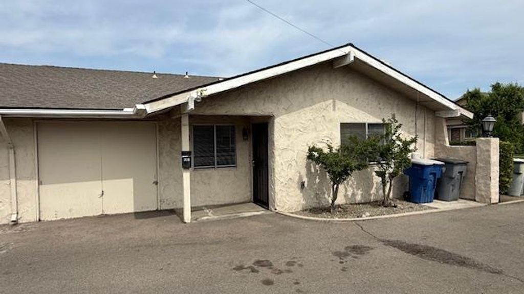 Image 2 of property listing at 4517 N Sharon Avenue # 101, Fresno, CA 93726