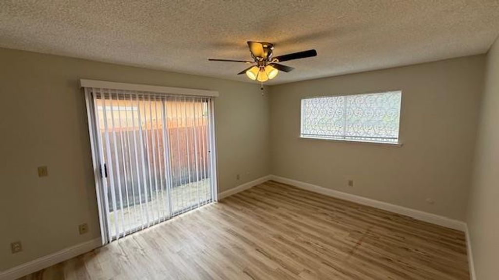 Image 8 of property listing at 4517 N Sharon Avenue # 101, Fresno, CA 93726