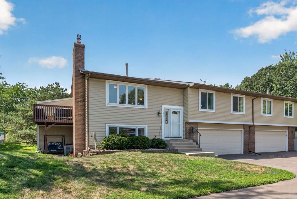 14034 Heywood Path, Apple Valley, MN 55124