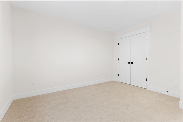 1942 Creekside Drive, Byron Center, MI 49315