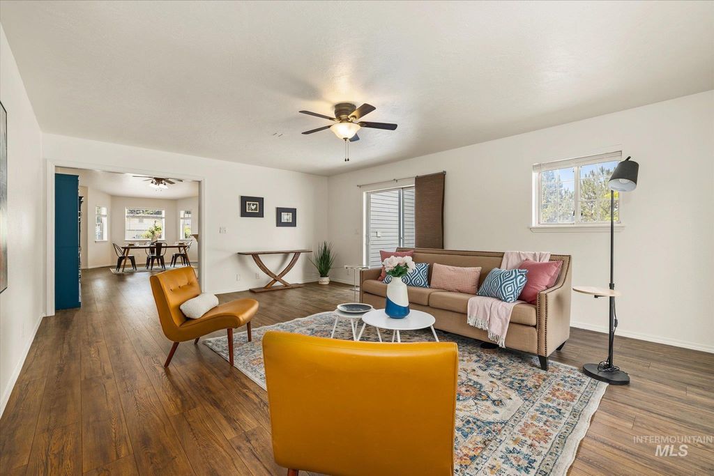 3892 E Eisenhower Dr, Meridian, ID 83642 photo 4