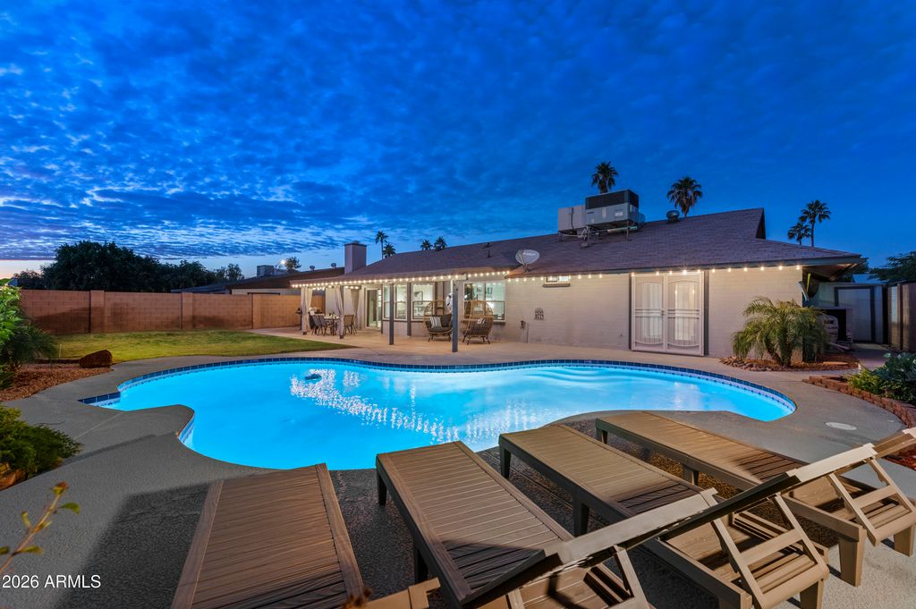 4145 W MEADOW Drive, Glendale, AZ 85308