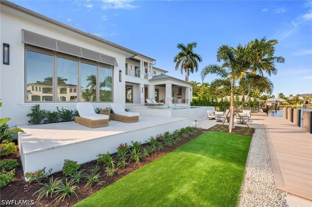 1935 5th ST S, Naples, FL 34102