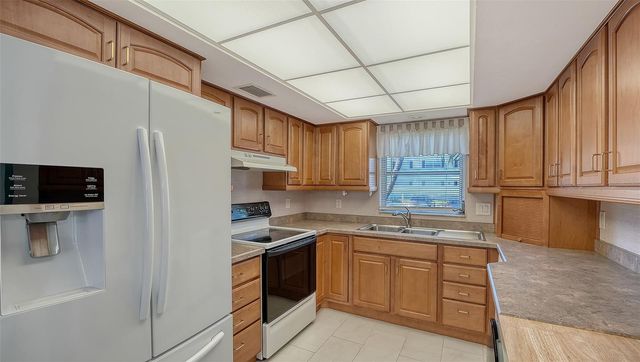 4868 INDEPENDENCE DRIVE, Bradenton, FL 34210