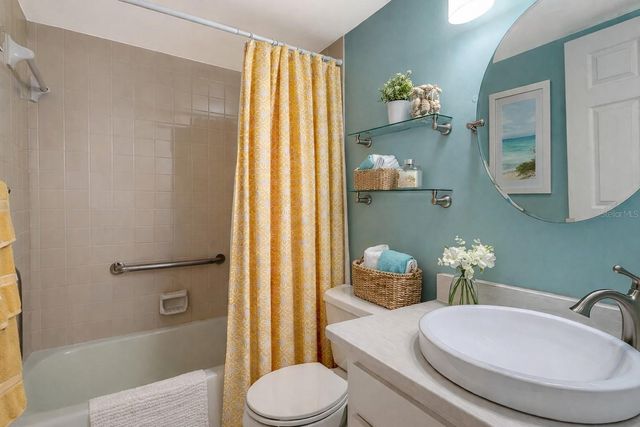4868 INDEPENDENCE DRIVE, Bradenton, FL 34210