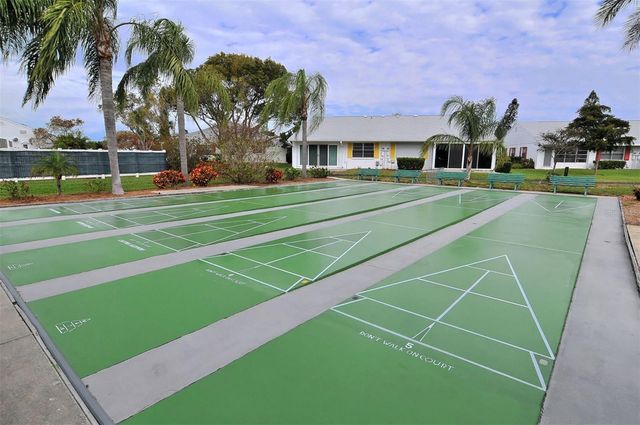 4868 INDEPENDENCE DRIVE, Bradenton, FL 34210