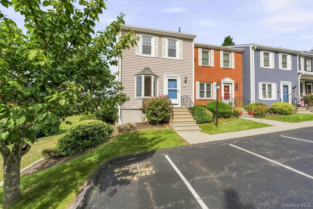 601 Mallard Way, Peekskill, NY 10566 — exterior