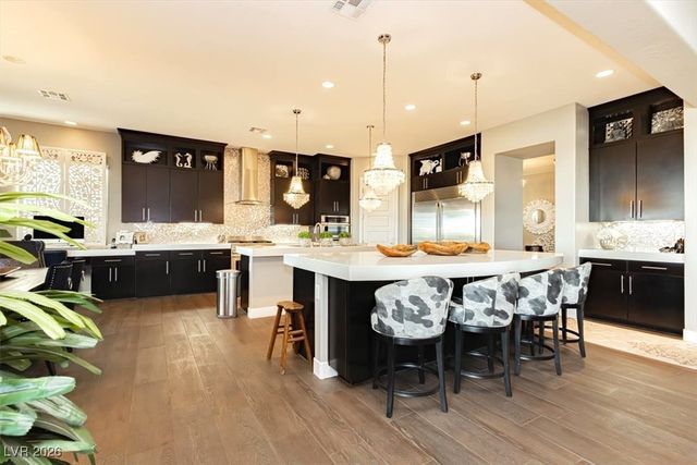 32 Olympia Chase Drive, Las Vegas, NV 89141