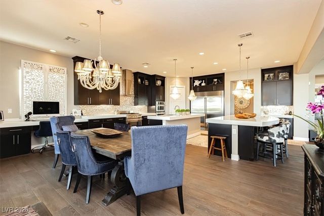 32 Olympia Chase Drive, Las Vegas, NV 89141