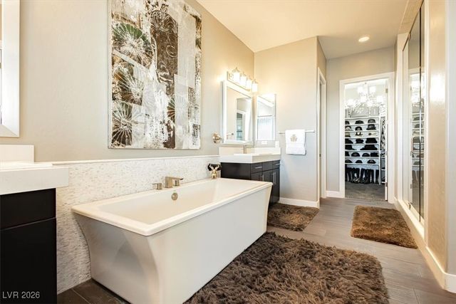 32 Olympia Chase Drive, Las Vegas, NV 89141