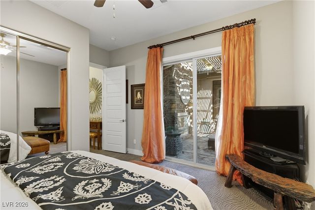 32 Olympia Chase Drive, Las Vegas, NV 89141