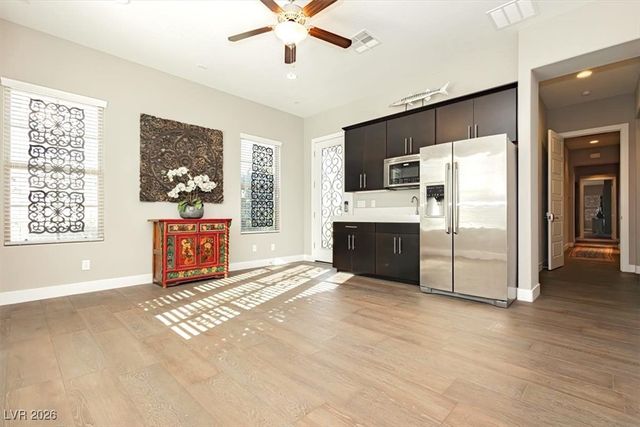 32 Olympia Chase Drive, Las Vegas, NV 89141