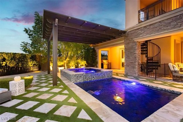 32 Olympia Chase Drive, Las Vegas, NV 89141