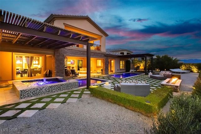 32 Olympia Chase Drive, Las Vegas, NV 89141