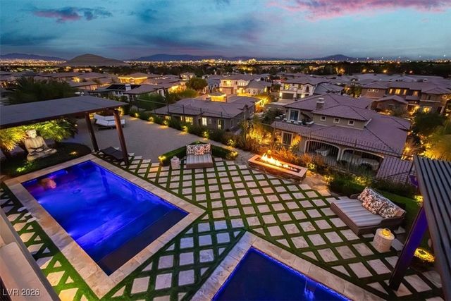 32 Olympia Chase Drive, Las Vegas, NV 89141