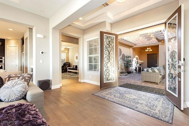 32 Olympia Chase Drive, Las Vegas, NV 89141