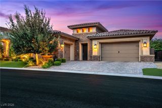 32 Olympia Chase Drive, Las Vegas, NV 89141